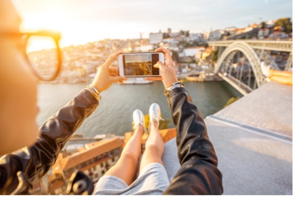 “Stay Globally Connected: Why You Need a Data Plan When You Travel”